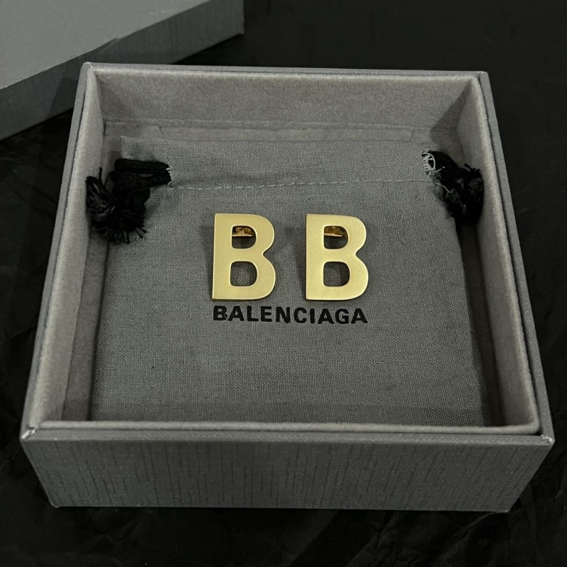 Ba1en*iaga earrings